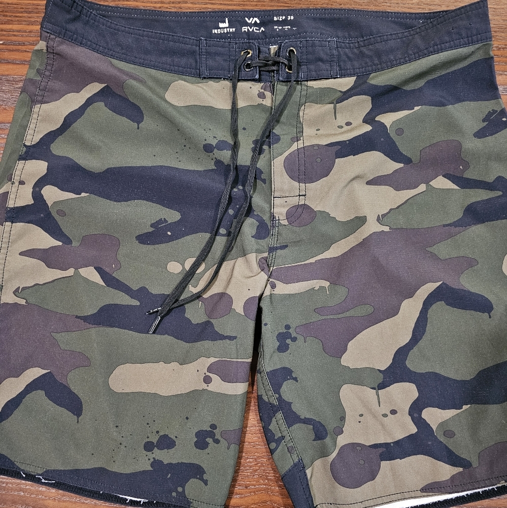 RVCA  Surf short